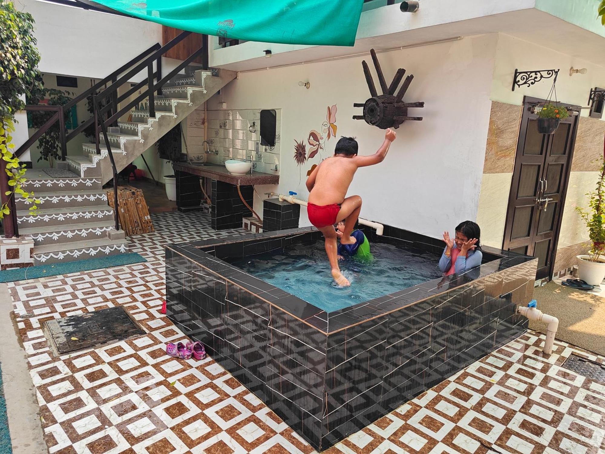Shobhayan Inn, Airport Railway Station Pickup Free Ayodhya Exterior foto